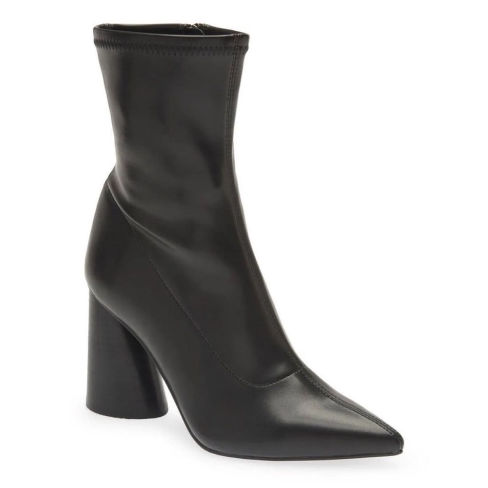 Elegant Black Ankle Boots